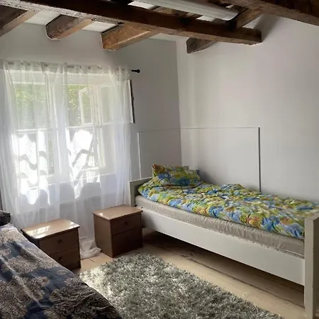 Hostel Renthouse Rest & Go Paide