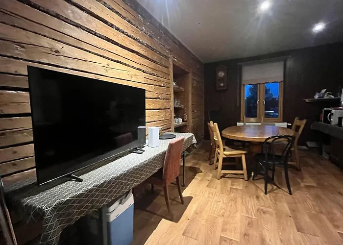 Hostel Renthouse Rest & Go *